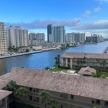 Beachwalk Studio Apmt 2 Beds, Amazing Views 2010B Hallandale Beach Εξωτερικό φωτογραφία